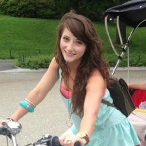 Meet your Posher, Casey